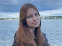 camwhore masturbating with dildo LeaDeeg