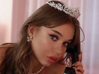 adult liveshow LeonardaYudell