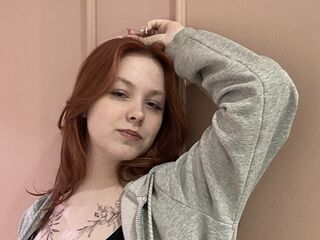 bedroom livesex LindaBenne