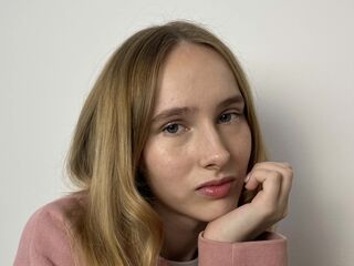 nude webcamgirl pic LisetteMaupredi