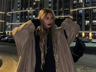 chat room free LizaKitchin