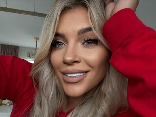 chatroom webcam picture LorennaRyan