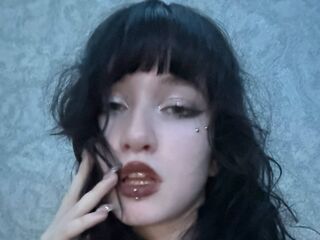 chat room webcam photo LouisePerrish