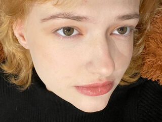 girl camsex LunaBeans