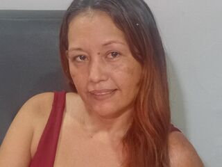 cam girl showing pussy Luzmari