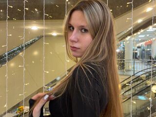 hot girl LydaCentorino