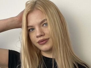 naked camgirl masturbating MariaTownsen