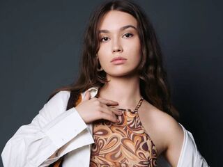 free nude cam MauraHoese