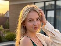 hot strip tease webcam MauritaSaborio