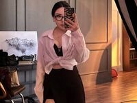camgirl masturbating with vibrator MayRenz