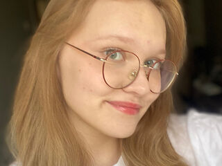 naughty cam girl MicahCussins