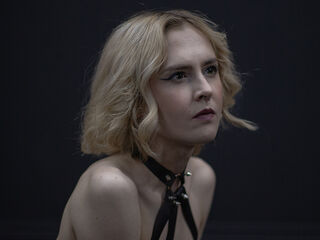 free pussy webcam MilaVeyra