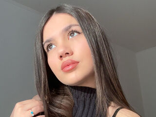 nude camgirl photo MinnaIntrieri