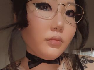 nude gamgirl MorgueBerry