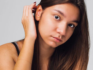 beautiful cam girl NoeliaZiler