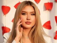 strip tease show RaisaMihaila