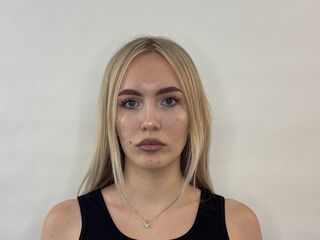 cam girl masturbating RegeniaAttwell