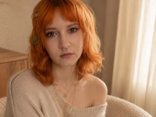 naked webcam girl RobertaLah