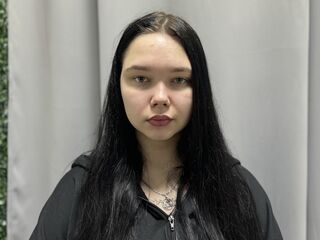 camgirl masturbating RosaMartines