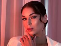 camslut showing tits SachikoLumley