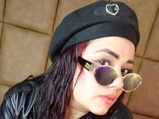 cam girl fingering SandyGuzman