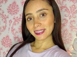 free webcam chat room ScarlettMills