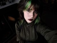 topless webcamgirl ShadowBelle