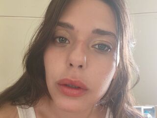 camslut spreading pussy SofiaLacau