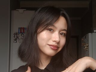 camgirl masturbating with dildo SofieVogel