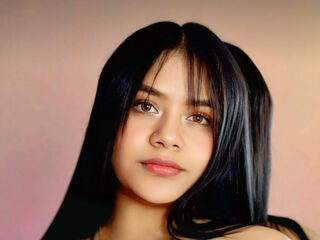 beautiful camgirl SolRusso