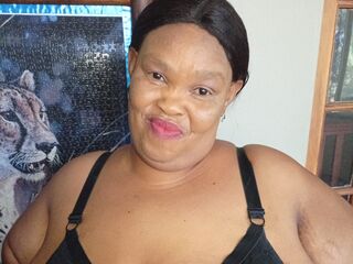 cam girl playing with dildo SophieFrancis