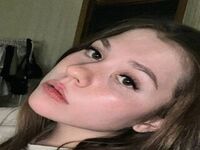 nude webcamgirl pic UshaNakama