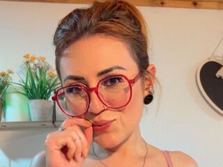hot strip tease webcam VictoriaFalon