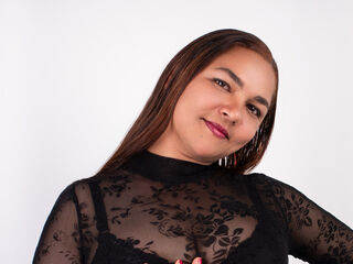 naked girl with cam fingering VivianMoreau