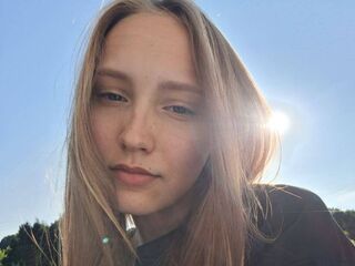 camslut naked WanitaLoeppky