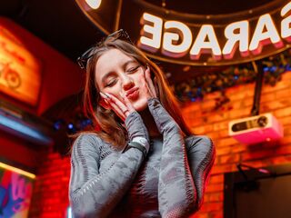 chatroom webcam photo XeniaUsher